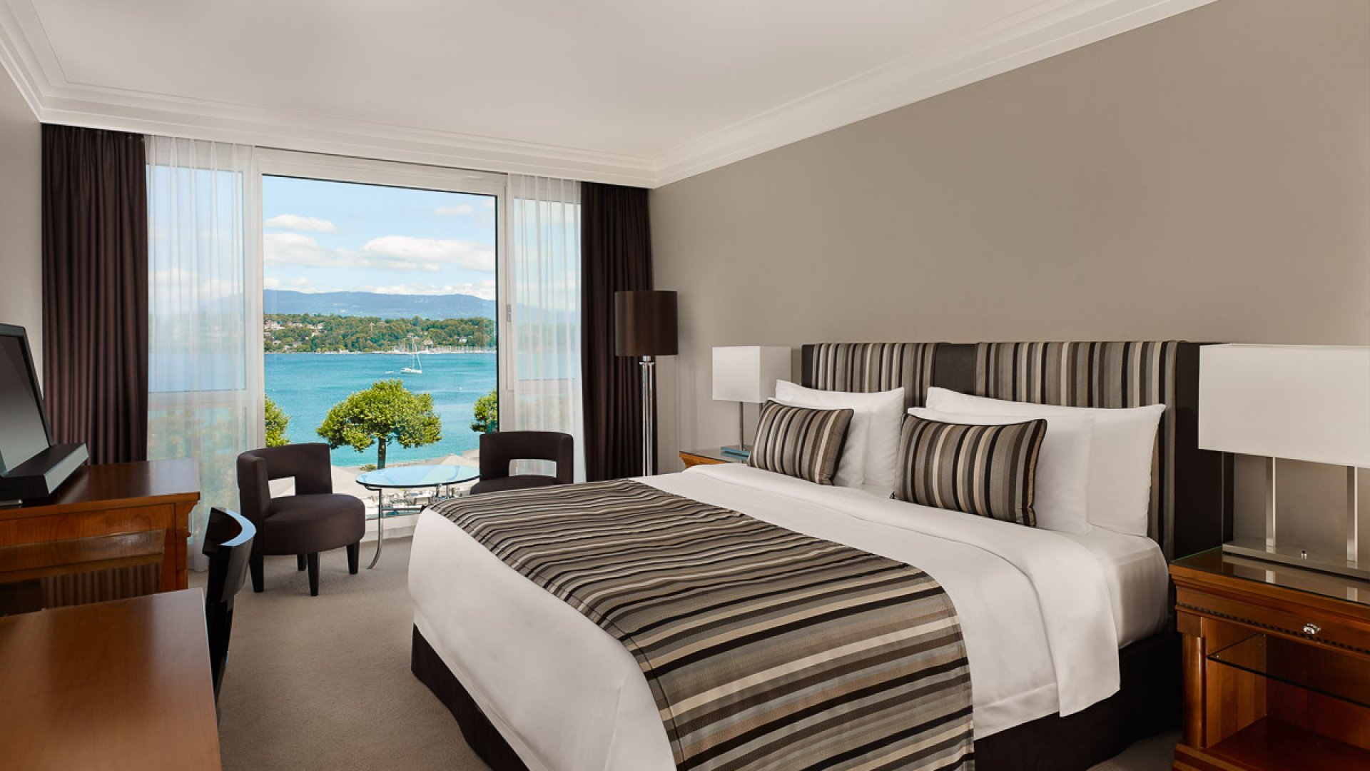 Week-end pour 2 au bord du lac, Massage 50' & Brunch